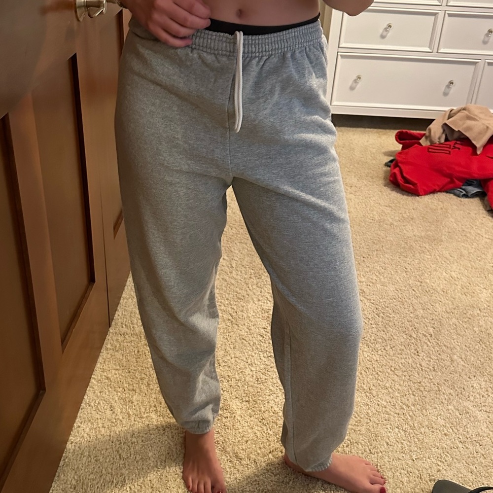 Gray Sweatpants (S)